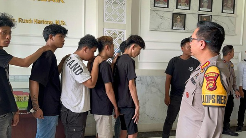 Anggota Brimob Jambi Ditikam Saat Lerai Keributan Pemuda, Pelaku Ditangkap